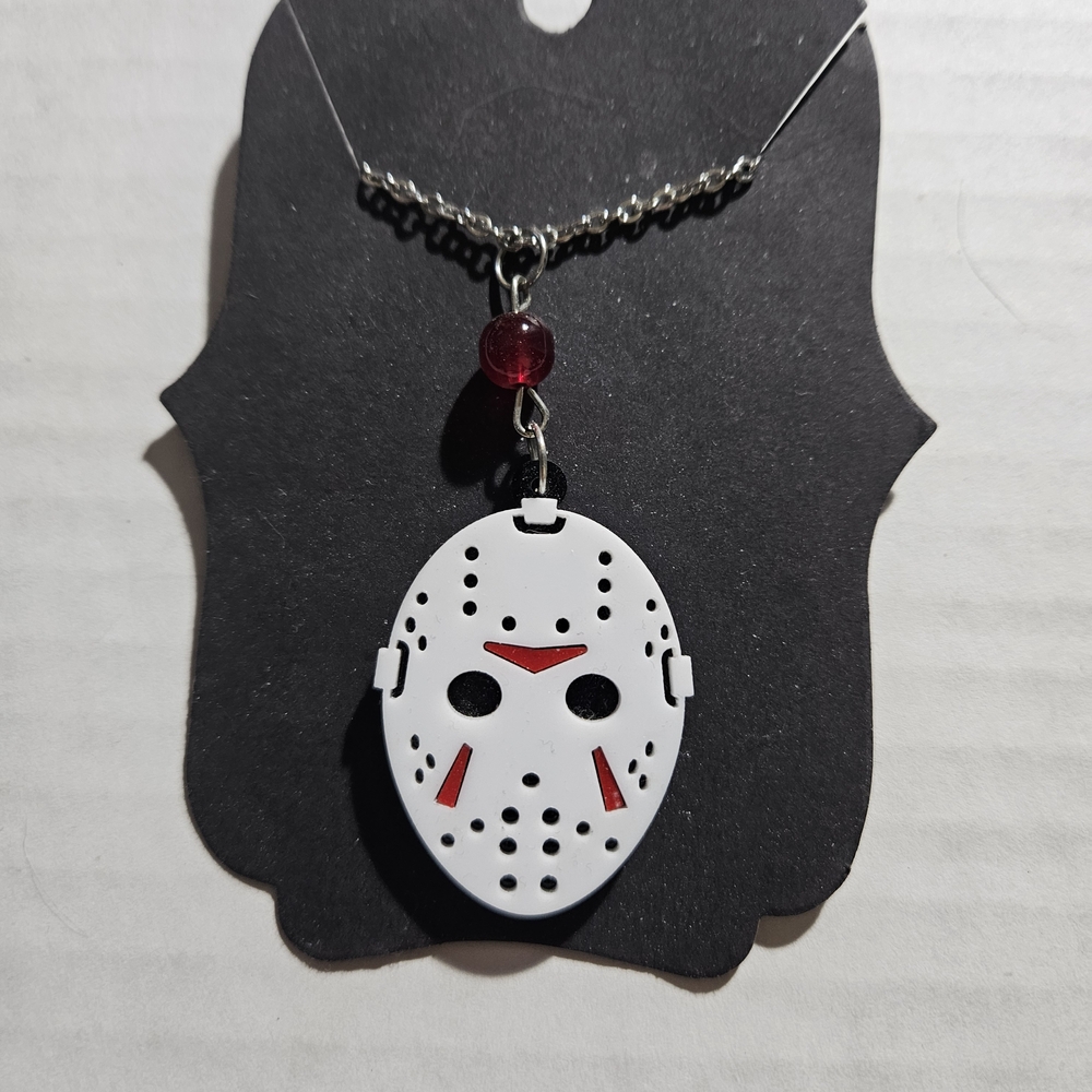 Friday The 13th Jason Voorhees Mask pendant necklace